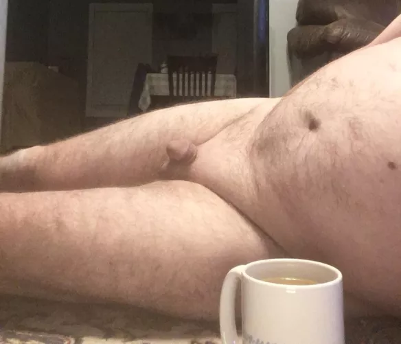 The weekend is here. My turn to try to provide a giggle for the ladies while they enjoy their coffee. Thanks for all the naked coffee throughout the week to keep me going.