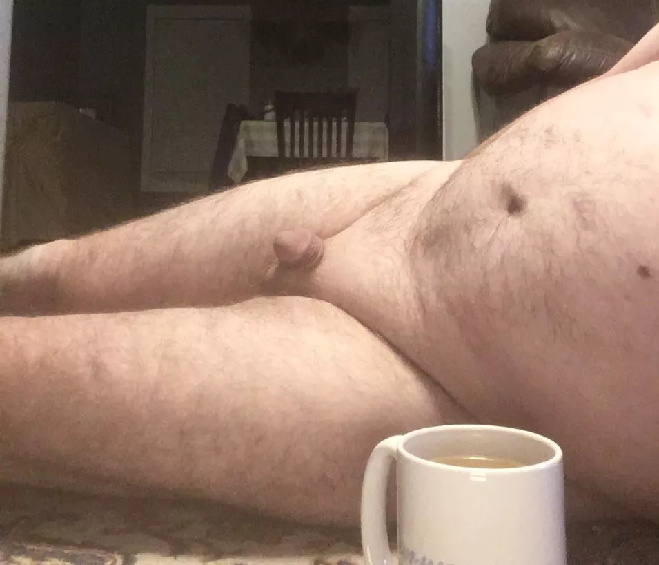The weekend is here. My turn to try to provide a giggle for the ladies while they enjoy their coffee. Thanks for all the naked coffee throughout the week to keep me going.
