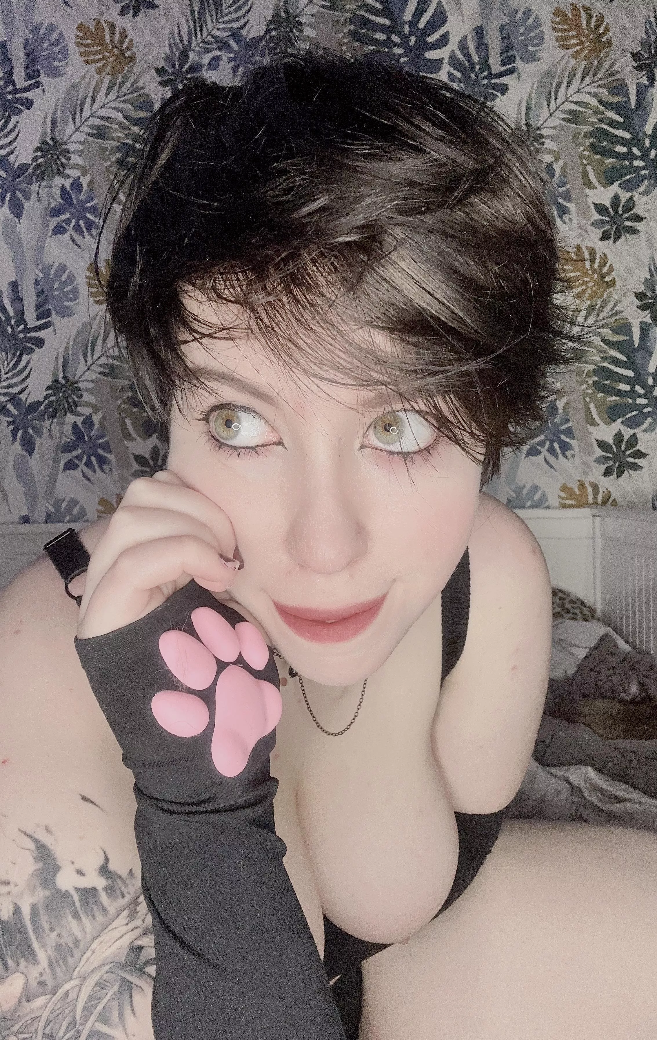 Ur kitty is ready to suck your thing 👀