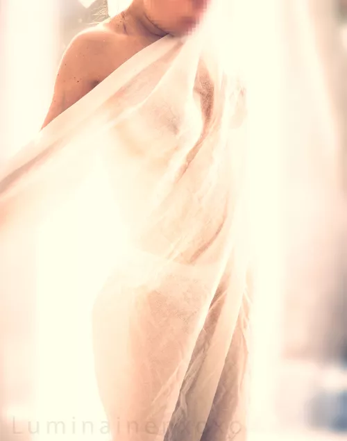 Wanna give me a hand? (F40, Finland)