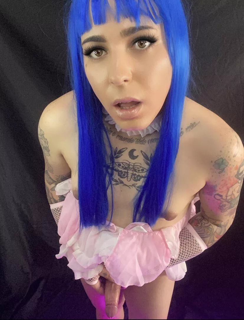 Wishing a kiss on the mouth followed by kisses and licks on the neck and going down the tongue through my tits and going towards my cock until you get to him and lick your head and then stick it all in your mouth, what do you think? 💙