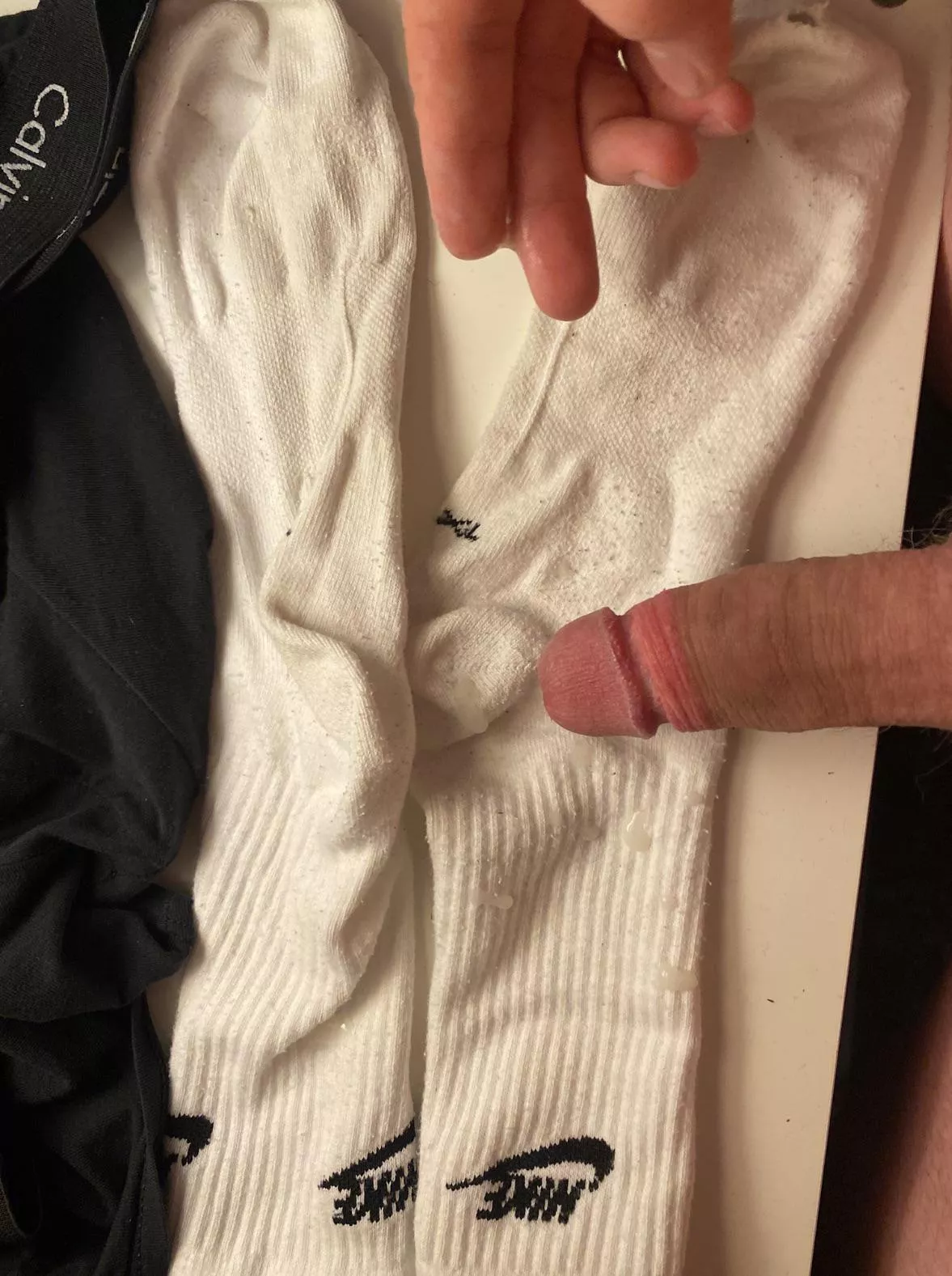 [20] yo GAY boy looking for 18-23 olds.