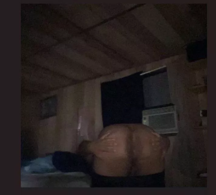 28 male. Make me your little Cum slut. Sub sissy bottom. Dominate me.