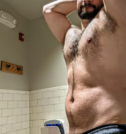 (31) Why don't you come a little closer?