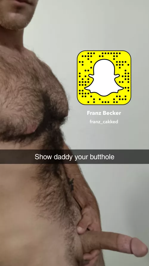 32 show daddy that ass