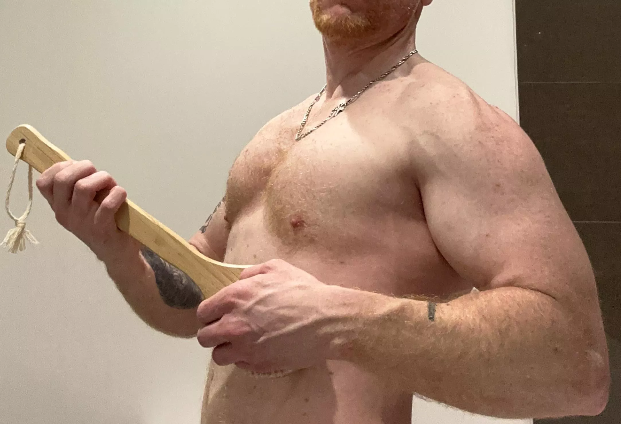 A little fun in the bathroom 🤘🏻