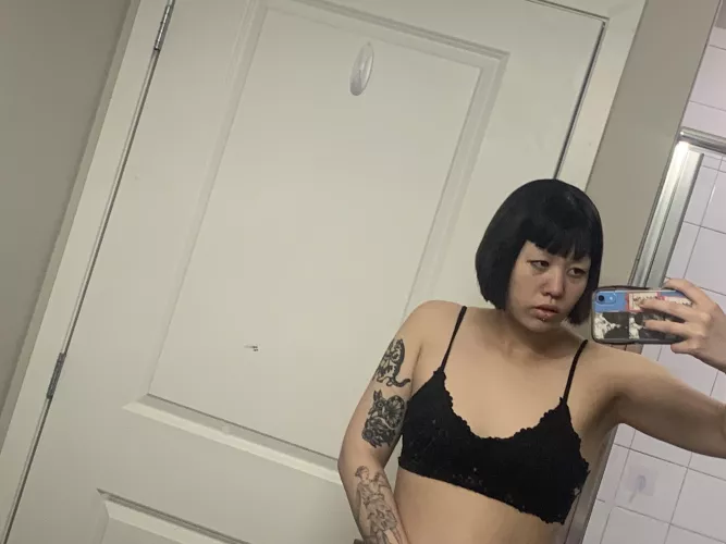 a picture with my tattoos :p