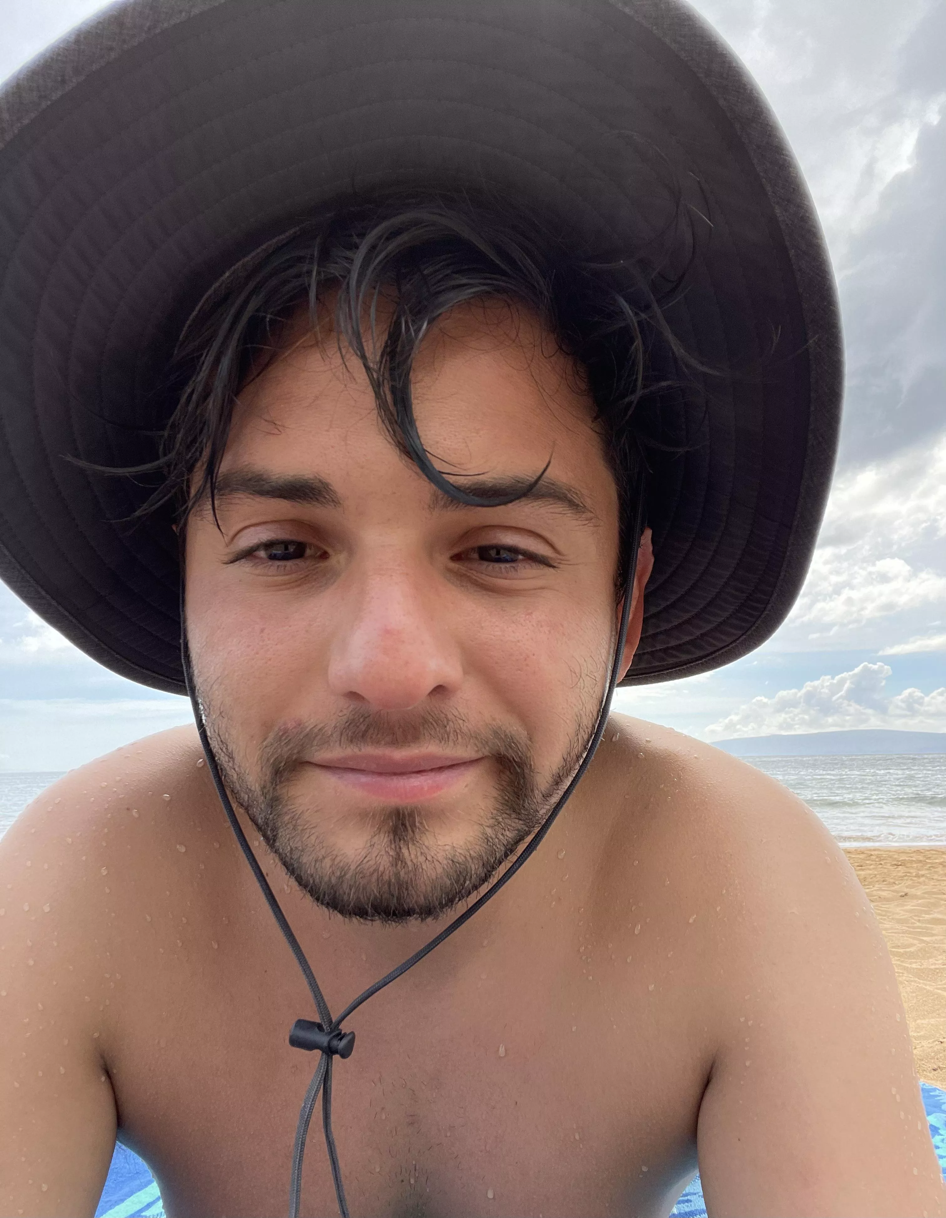 Aloha handsome people 🌺:)