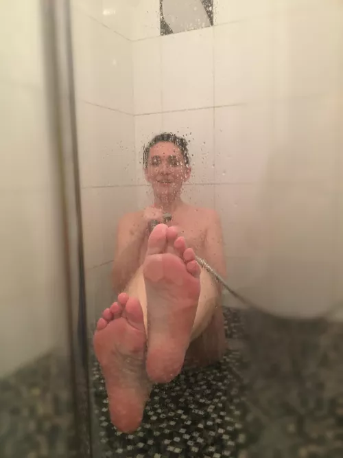 Break this glass with your hard log [oc]