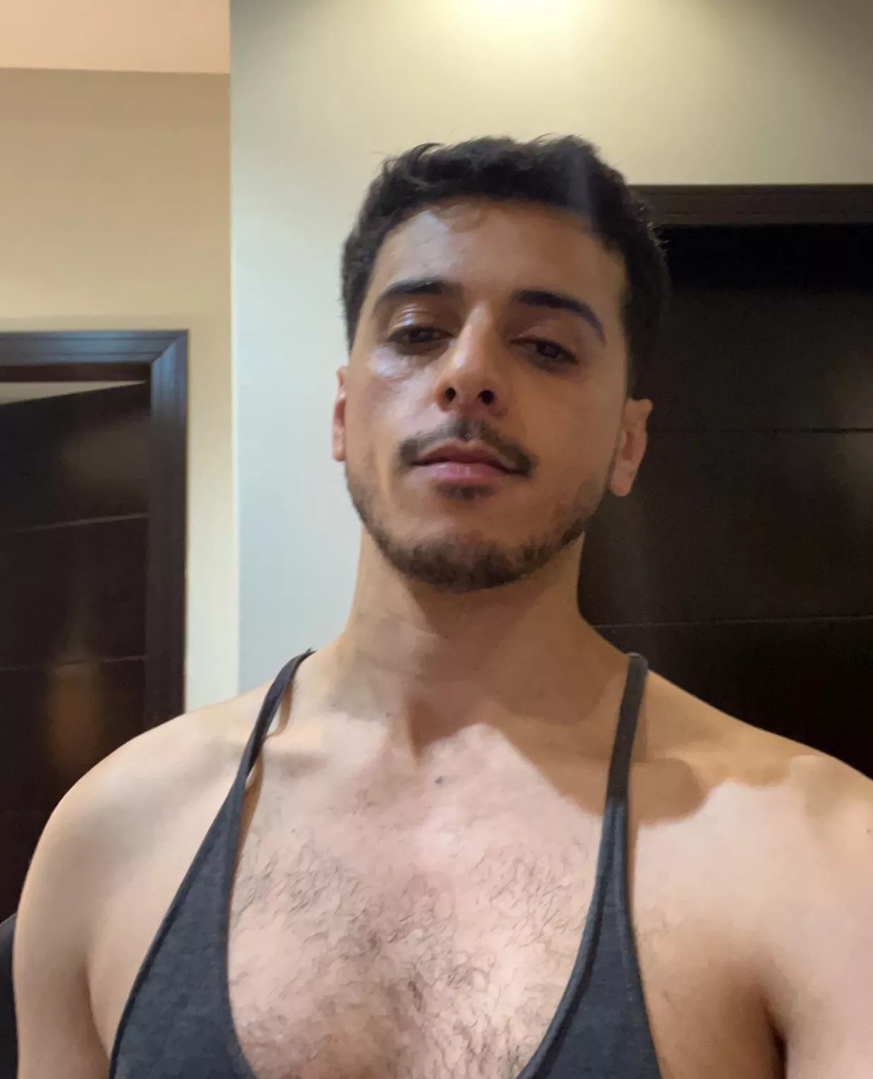 Do u mind a little hair on the chest