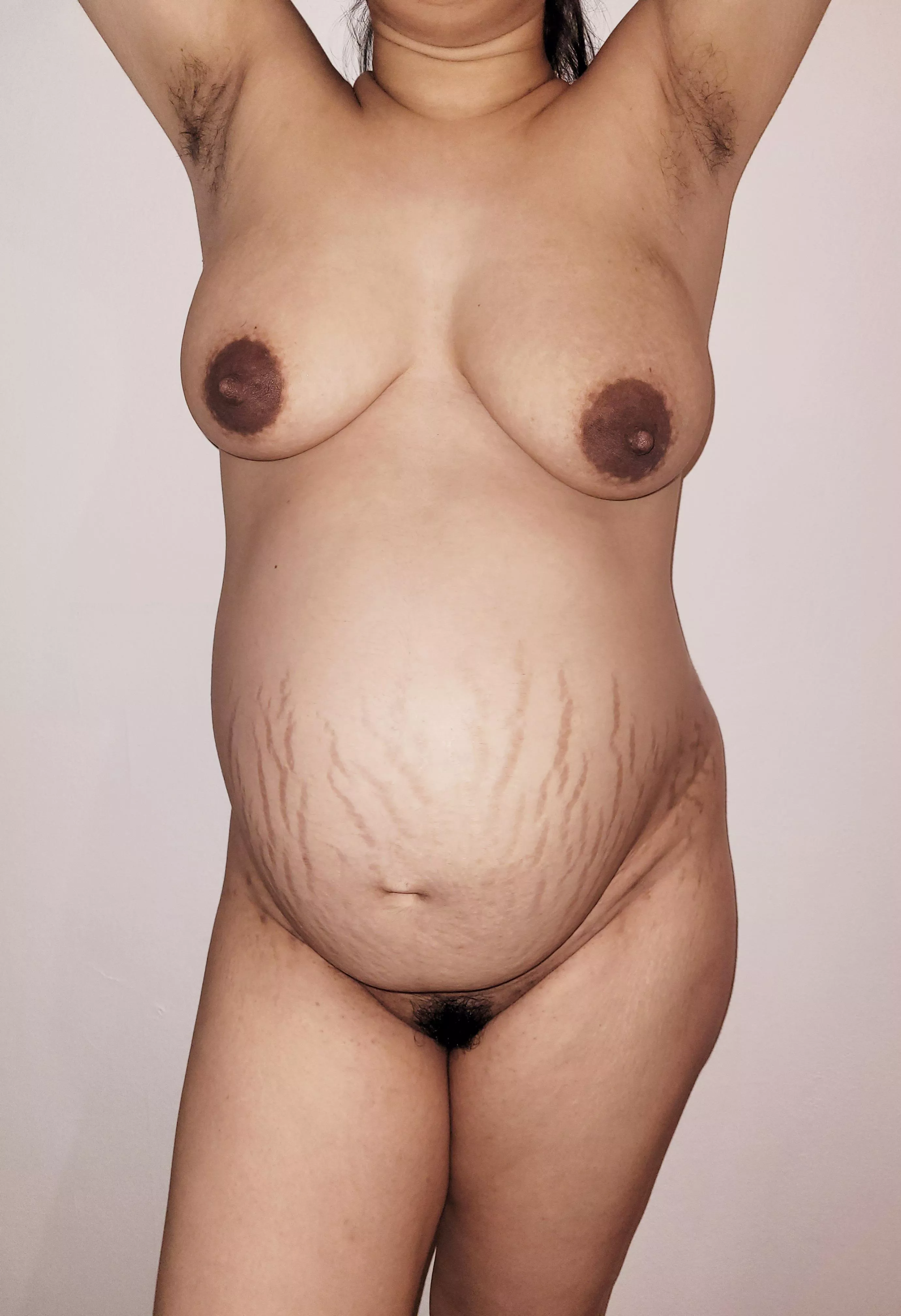 Do you like my hairy curvy body ?