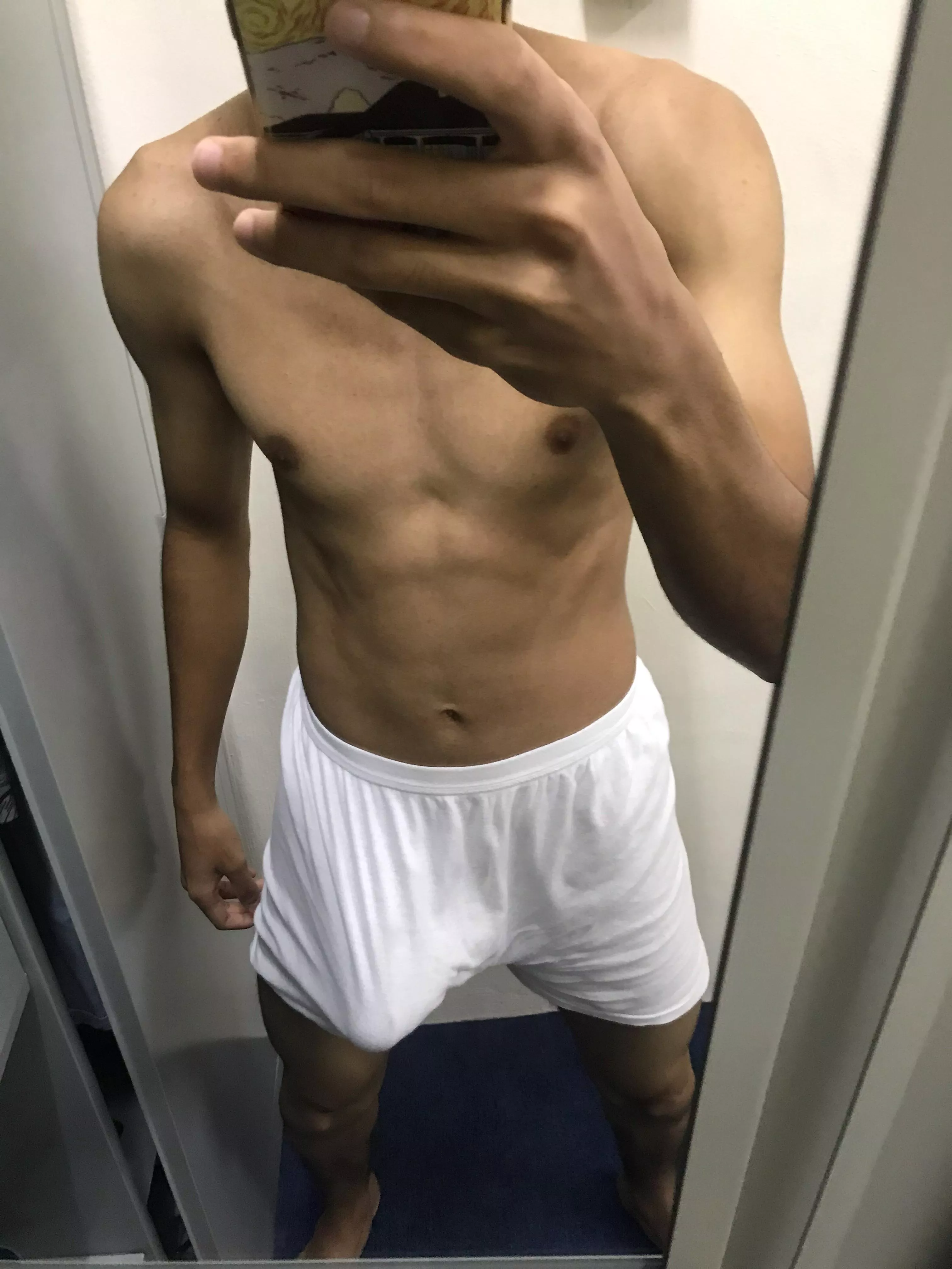 Do you like old white underwear?