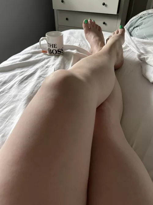 Feeling bossy…cum rub my legs…