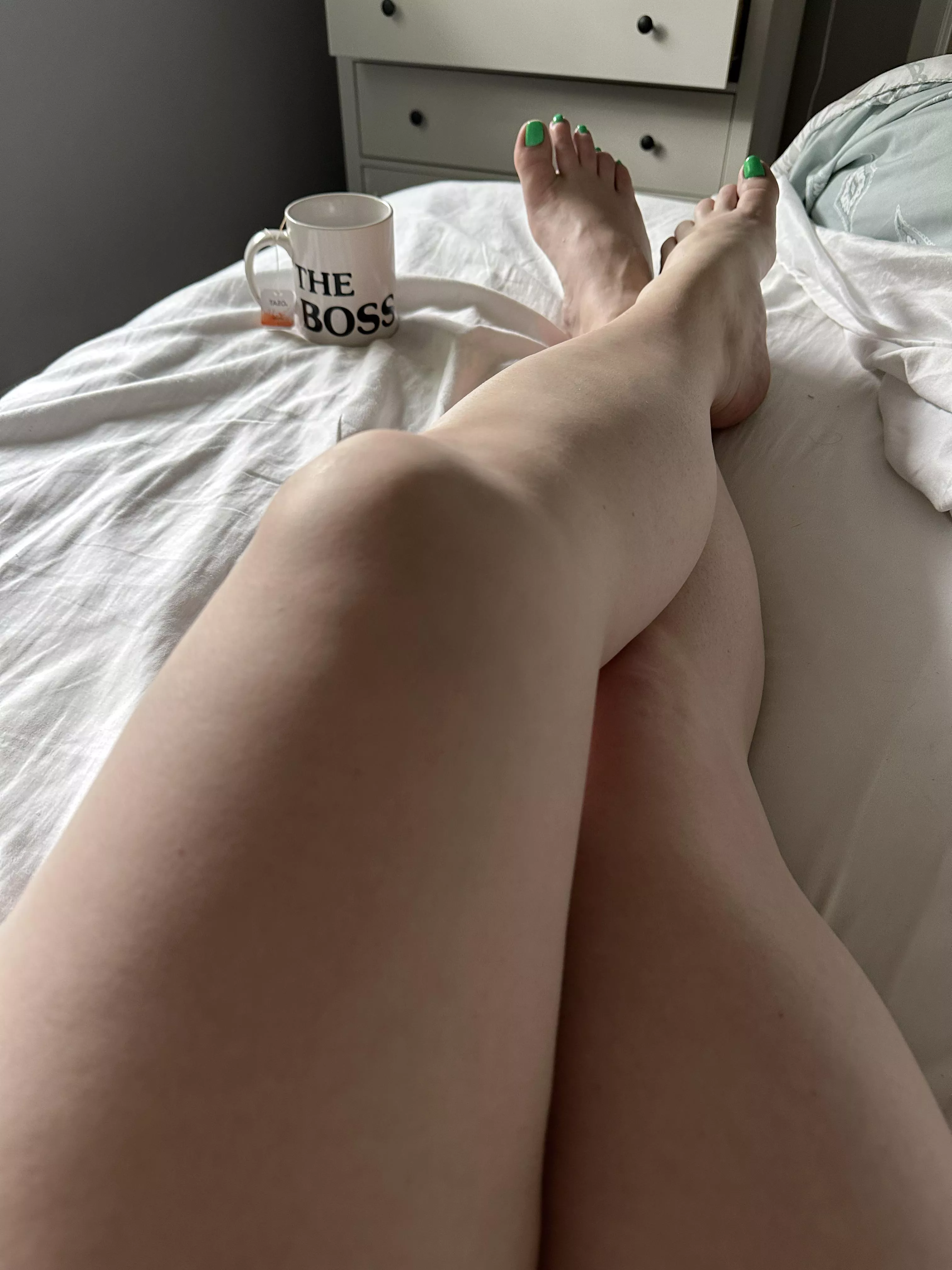 Feeling bossy…cum rub my legs…