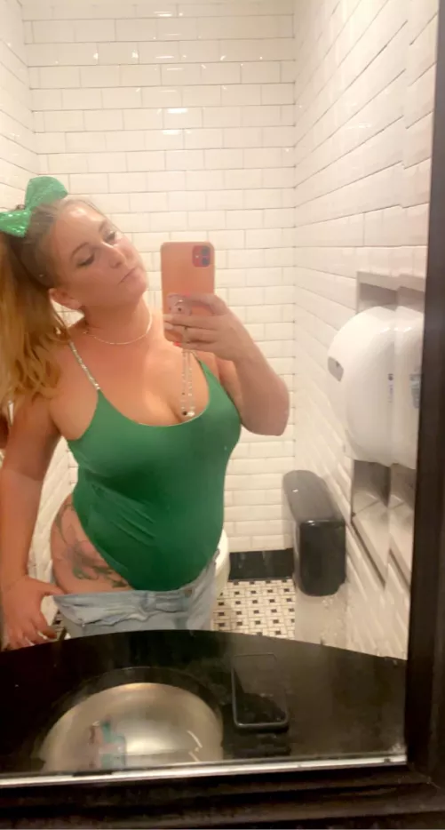 Follow the flowers 🌸