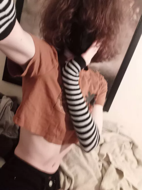 Full of grilled cheese sandwiches \/