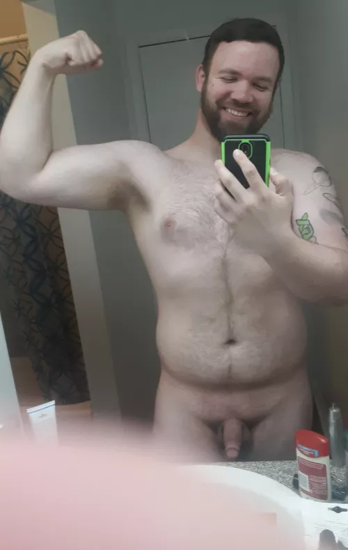 Half chub and a bicep on God's Day 😇