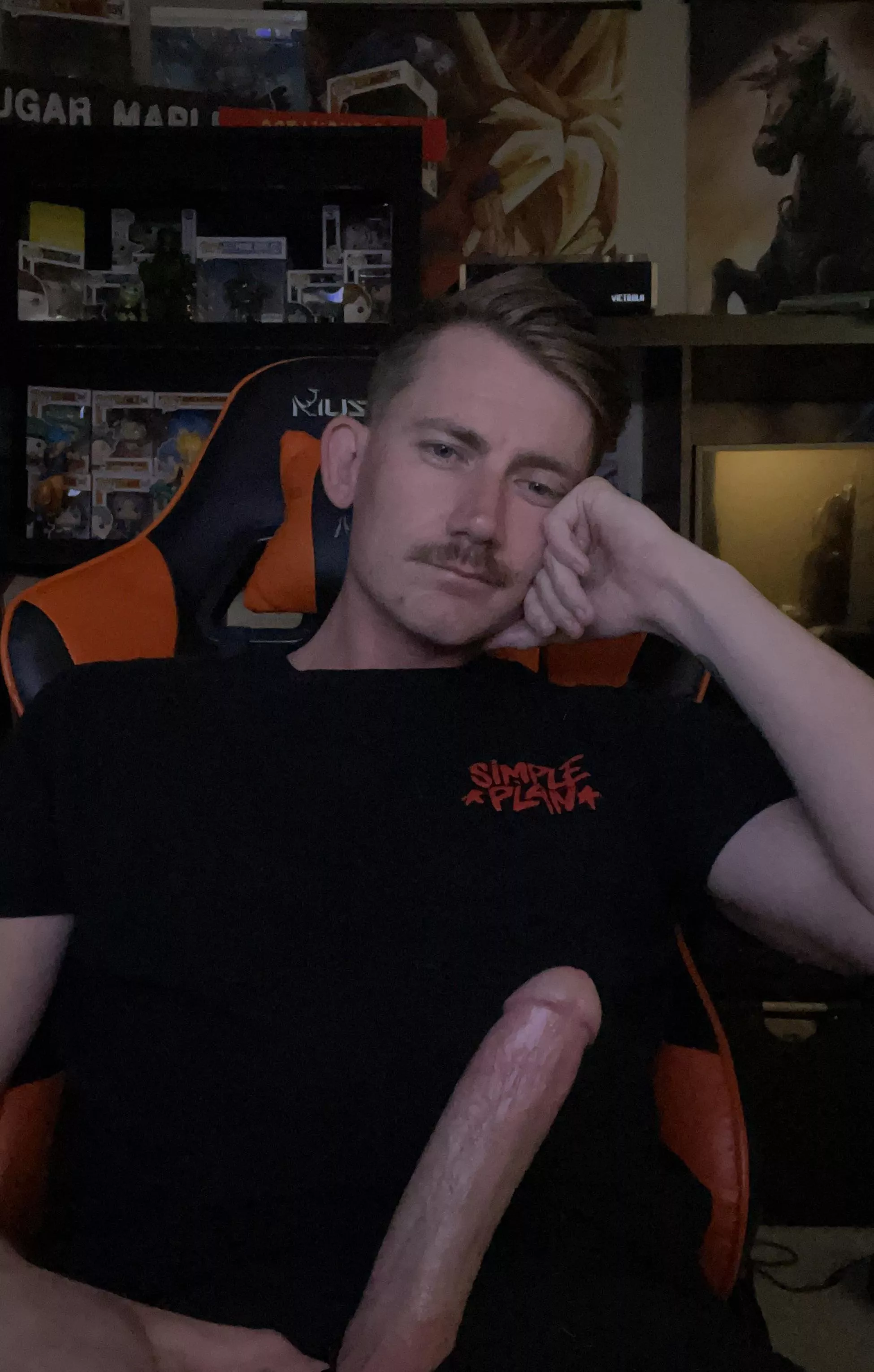 Happy Saturday everyone!