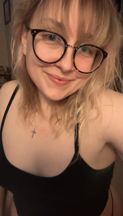 Happy weekend everyone 🌸