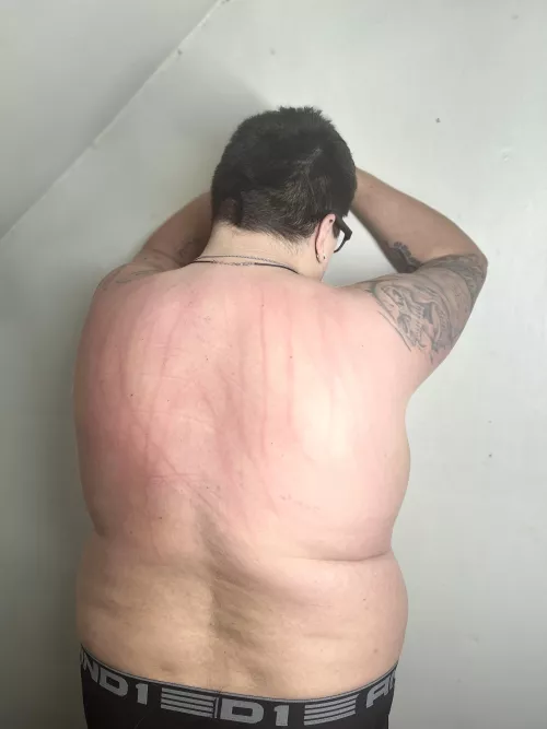 I’ll scratch yours if you scratch mine.😈🥵😜