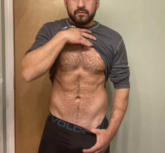 Is this where guys with tattoos hang out?