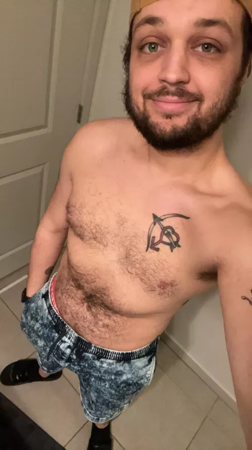 Lonely 27 yo looking for gaming buddies? 🥺