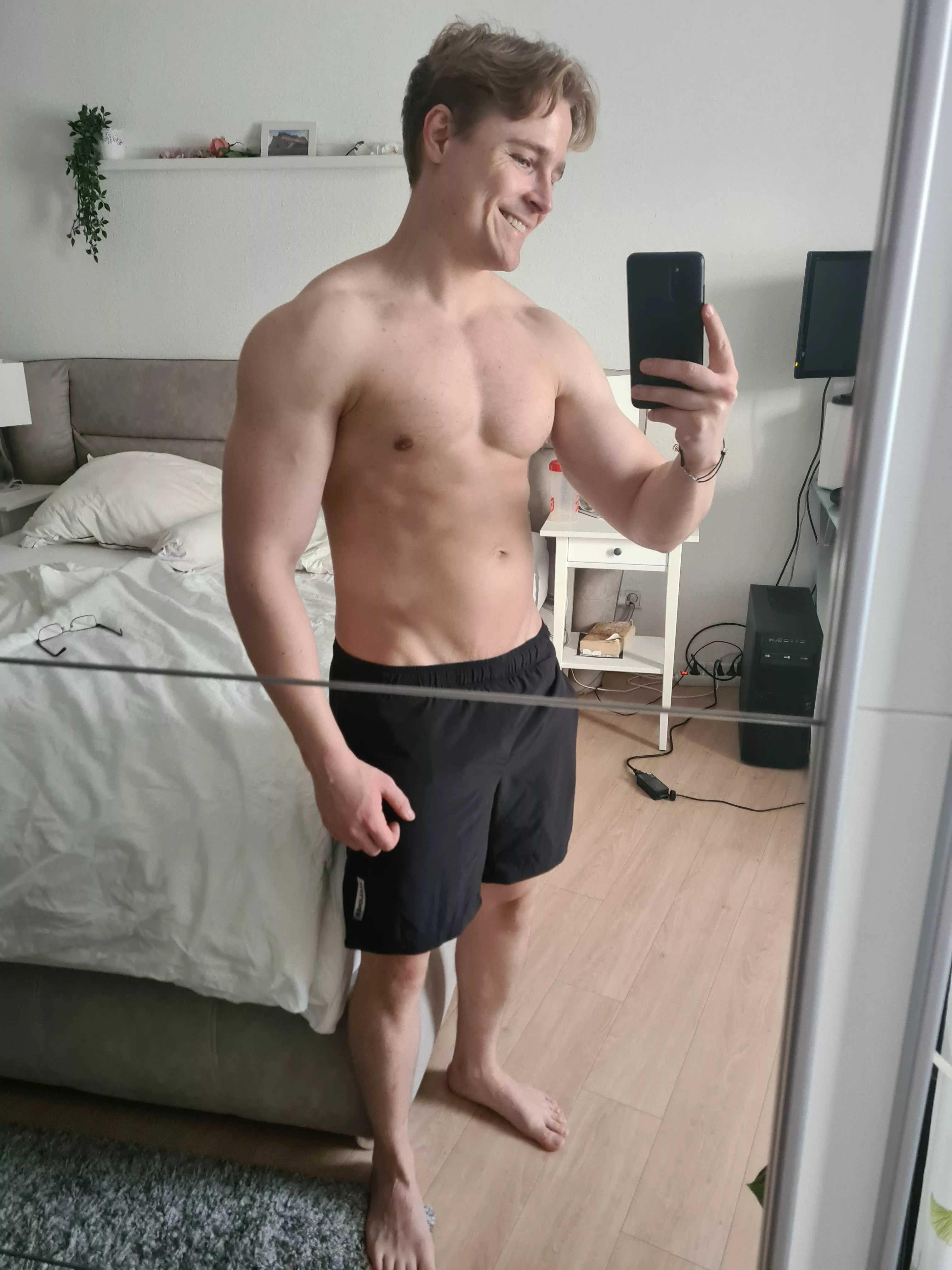 Mid Bulk and the heaviest I ever was. Lets cut together for summer 🙌🏻