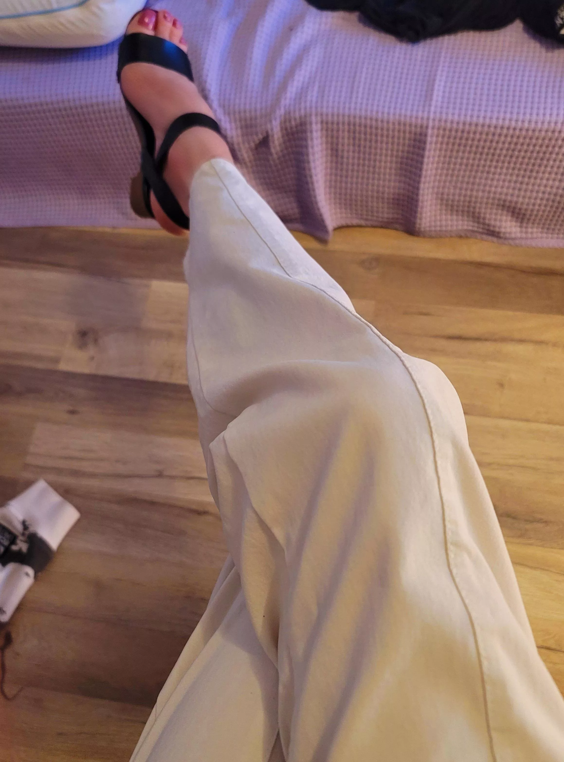 rocked my heels on my date last night 💅👀 had fun!