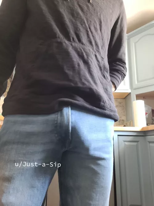 Sexy neighbor caught my eye while I was cooking