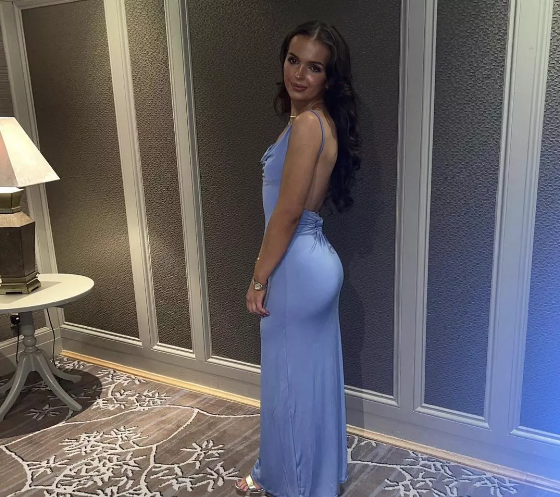 Tight Scottish chav with a fuckable arse 🍑😍🏴󠁧󠁢󠁳󠁣󠁴󠁿