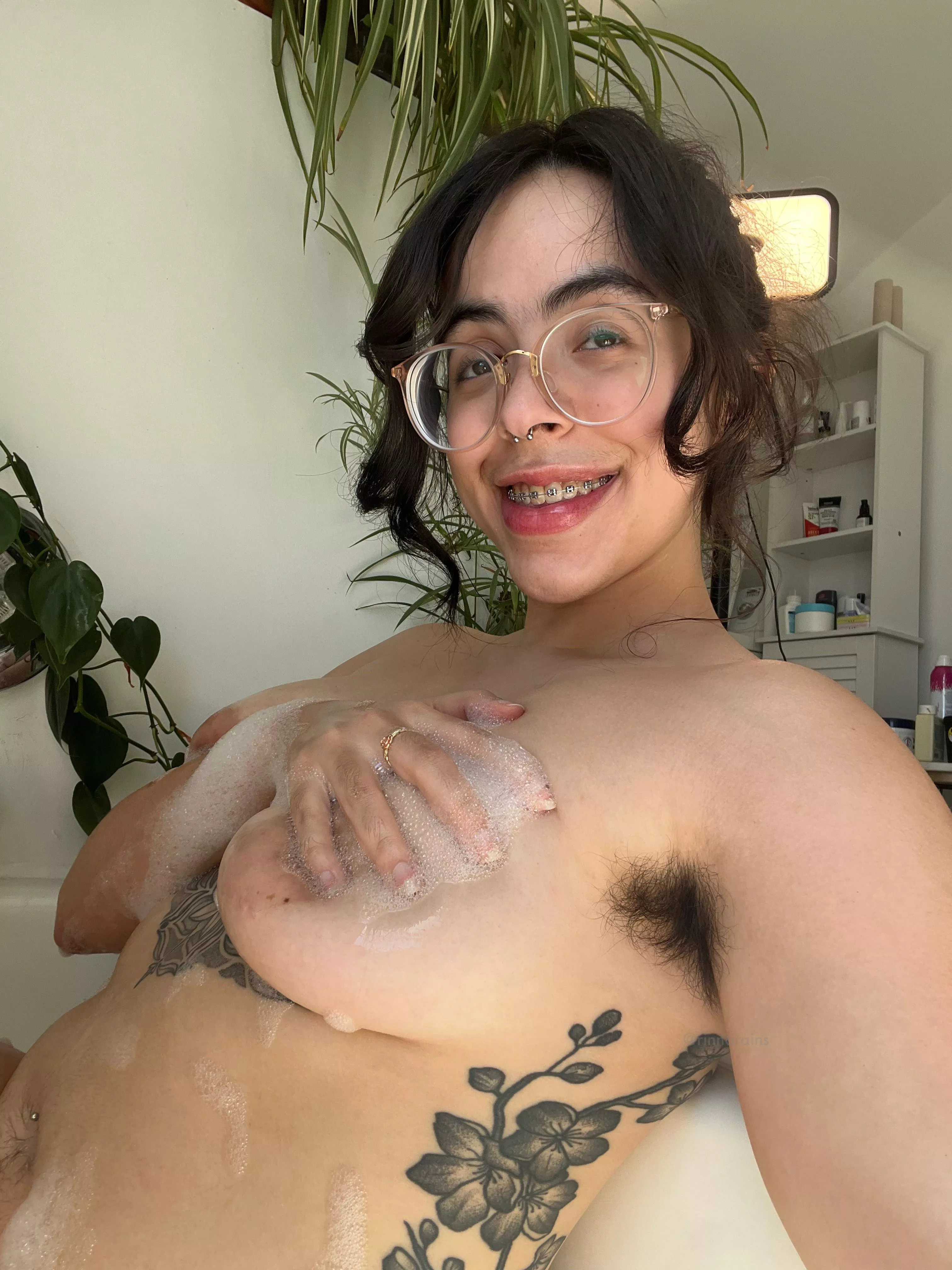 wash my pits after you cum on them please?