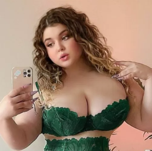 What lush and appetizing shapes