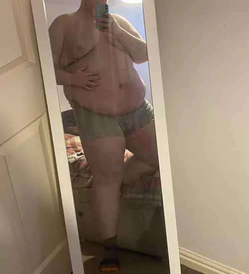 You all seemed to really enjoy my post yesterday (thanks so much btw!) so here’s another picture from the same set😋 Happy Sunday!