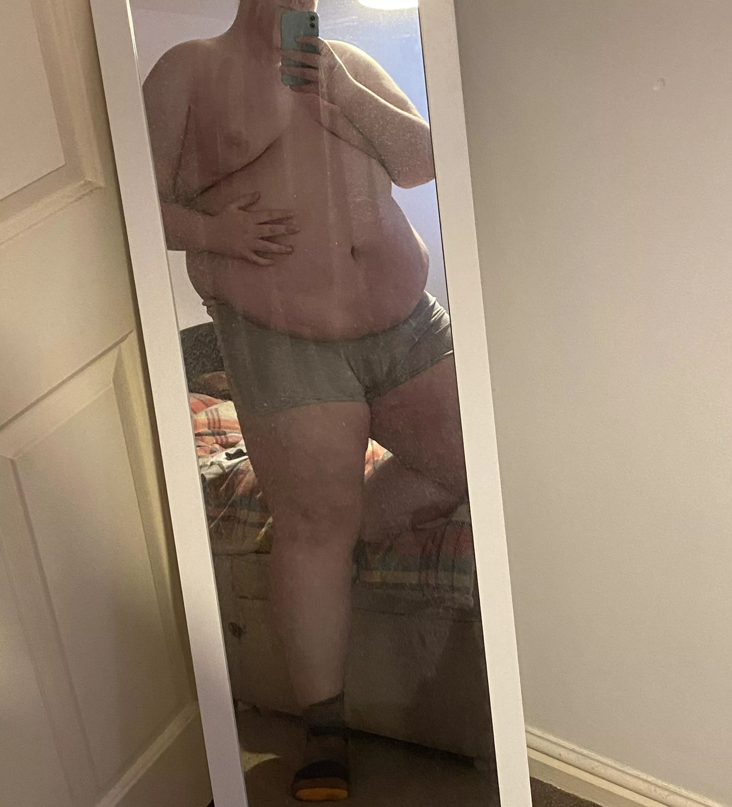 You all seemed to really enjoy my post yesterday (thanks so much btw!) so here’s another picture from the same set😋 Happy Sunday!