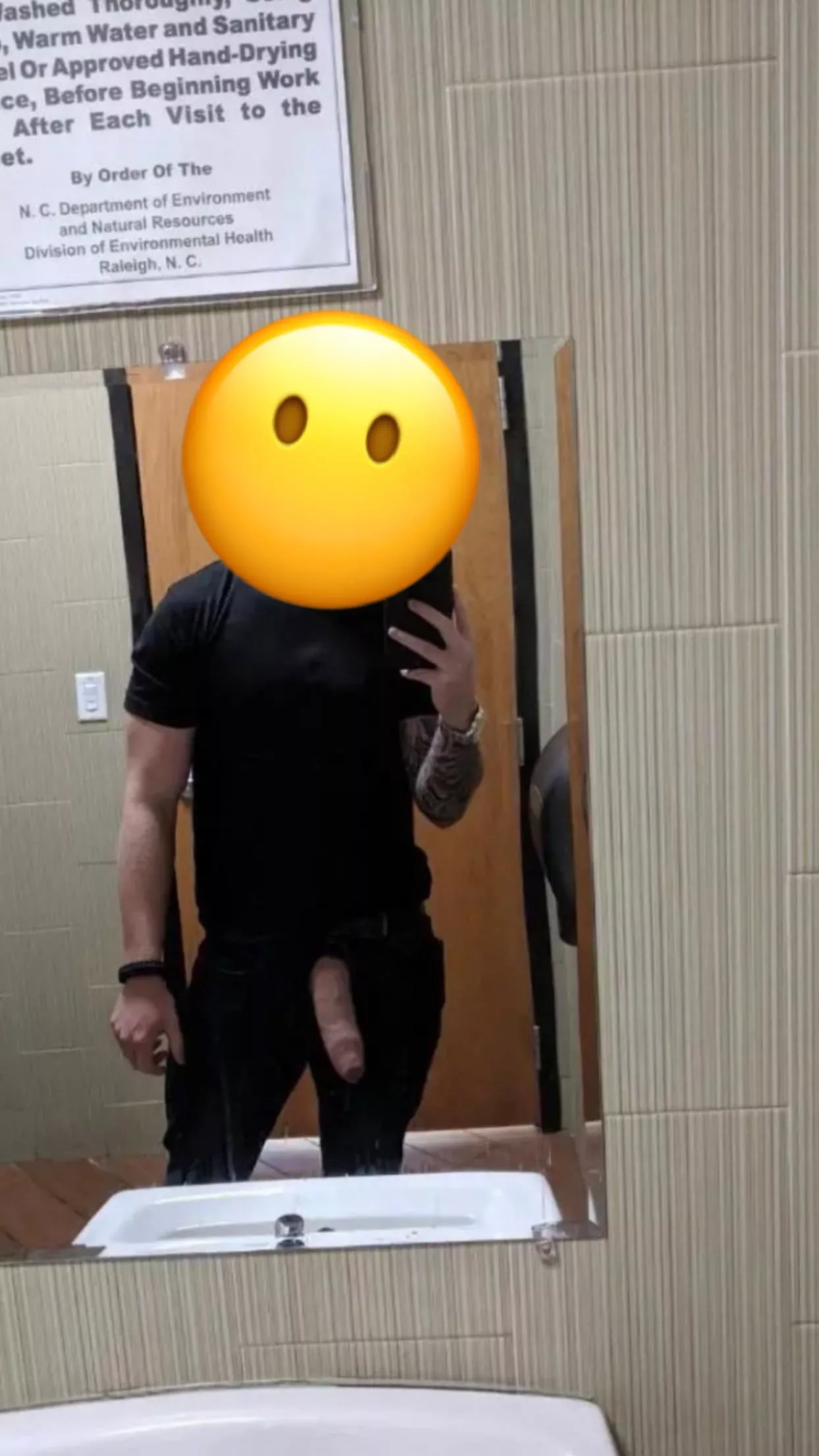 35 looking for smooth twinks with toys Muscular Dom Hung add me Johhnie07