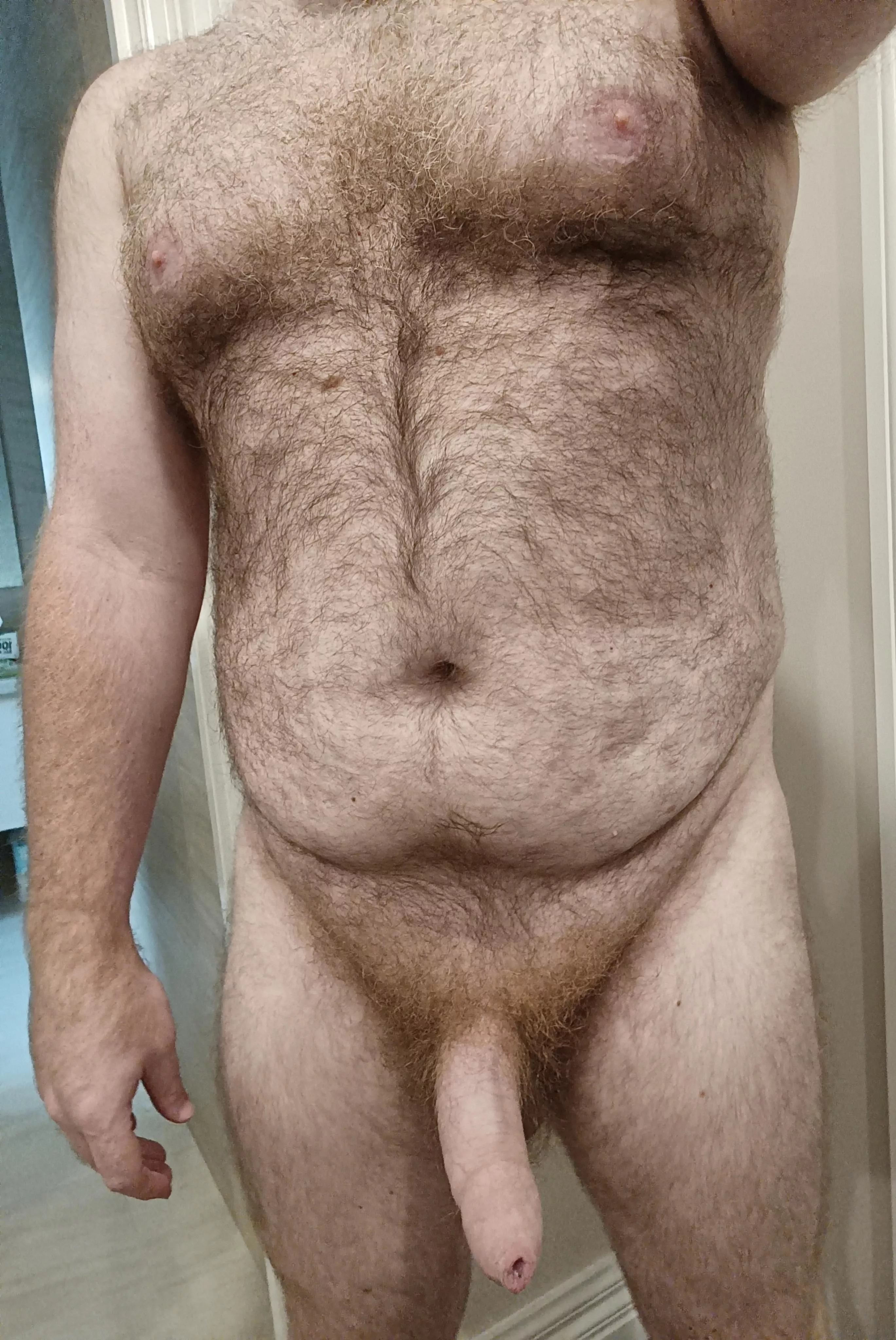 A bit on the heavier side but who likes hairy (m)