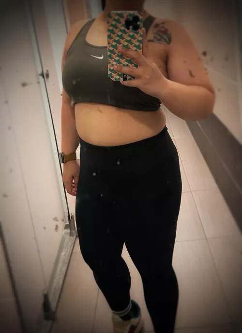 Always so hungry after the gym,especially for mommy’s pussy 😛💦 Yes to this chubby bunny?🥺