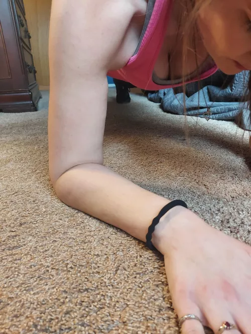 Continuing that March plank challenge. 😏