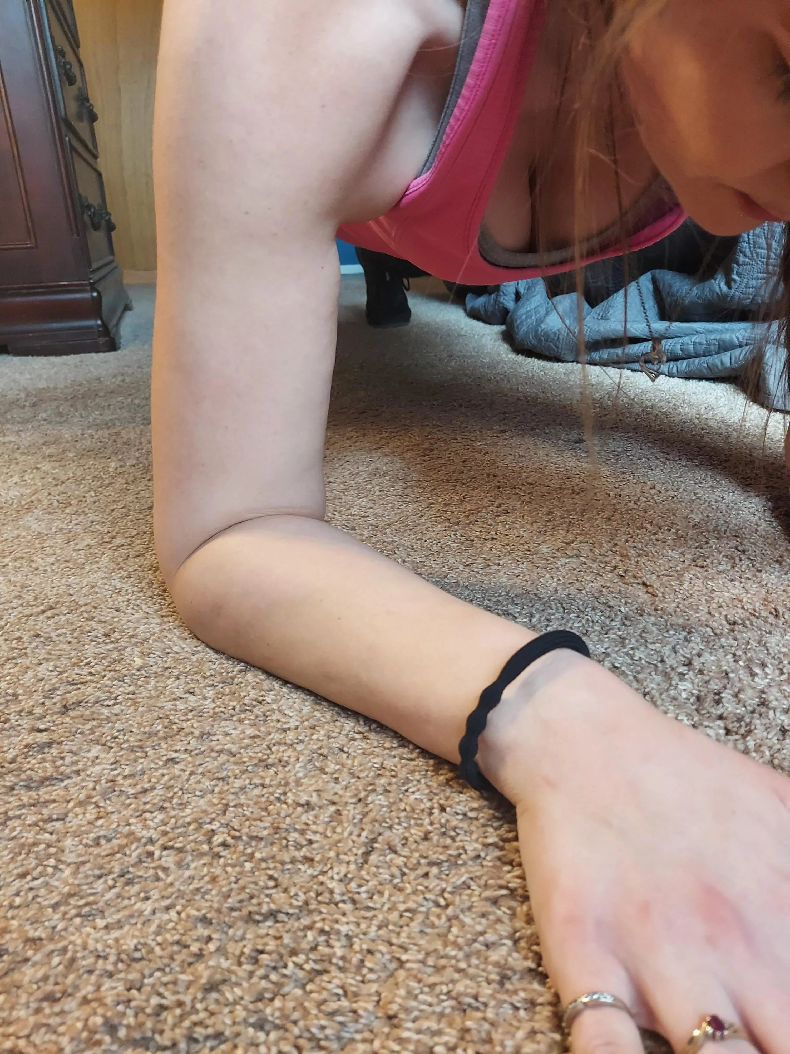 Continuing that March plank challenge. 😏