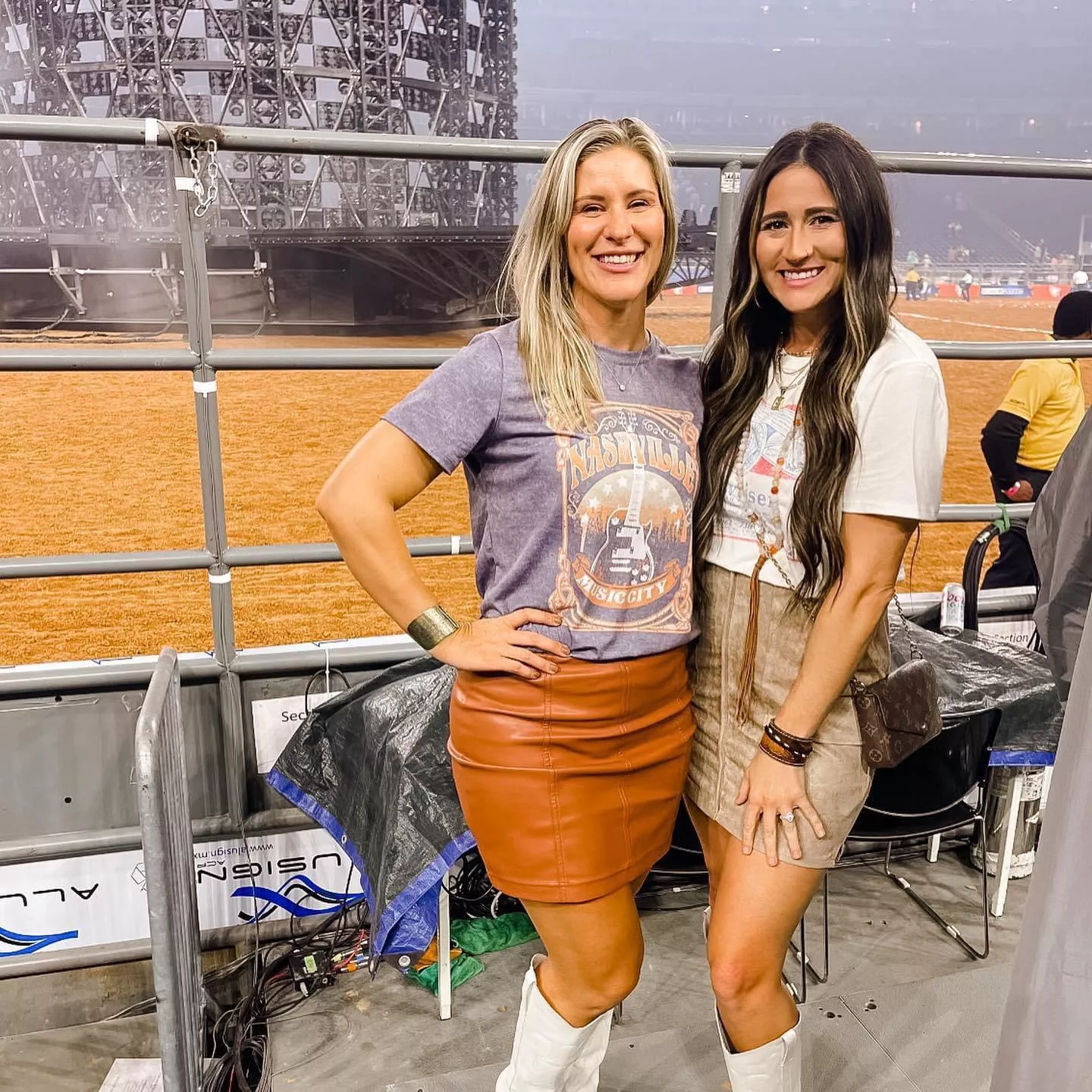 Country Milfs, dm open