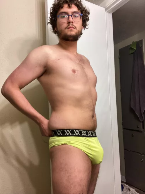 crazy about my bulge 🤪