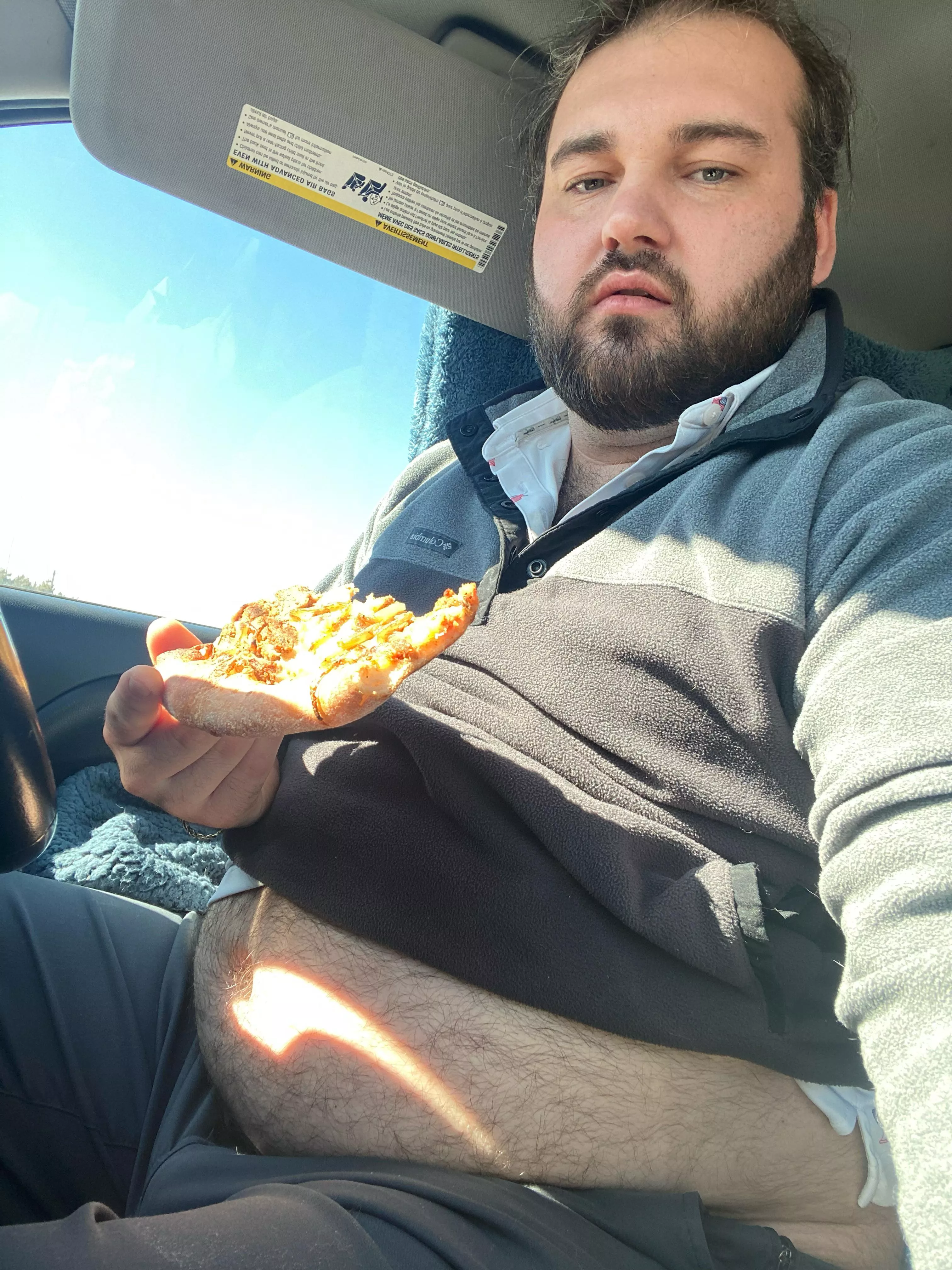 Hopefully this slice of pizza can hold me over until I get the the drive through 😅