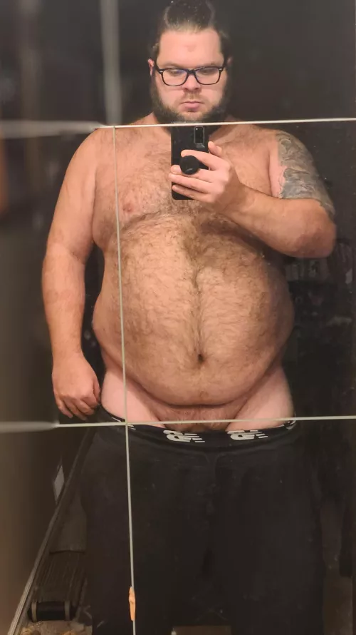 I bet you'd love to see what's hidden. Should i show ya? 😏