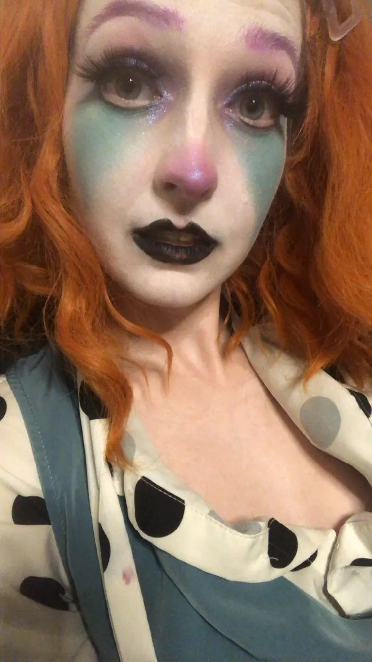 I didn’t say you could ruin my lipstick!