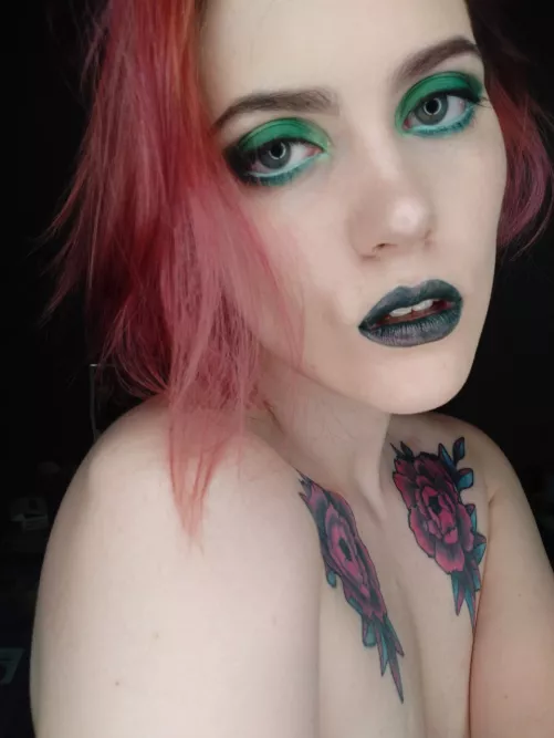 I feel nothing but sharp excitement🖤💦