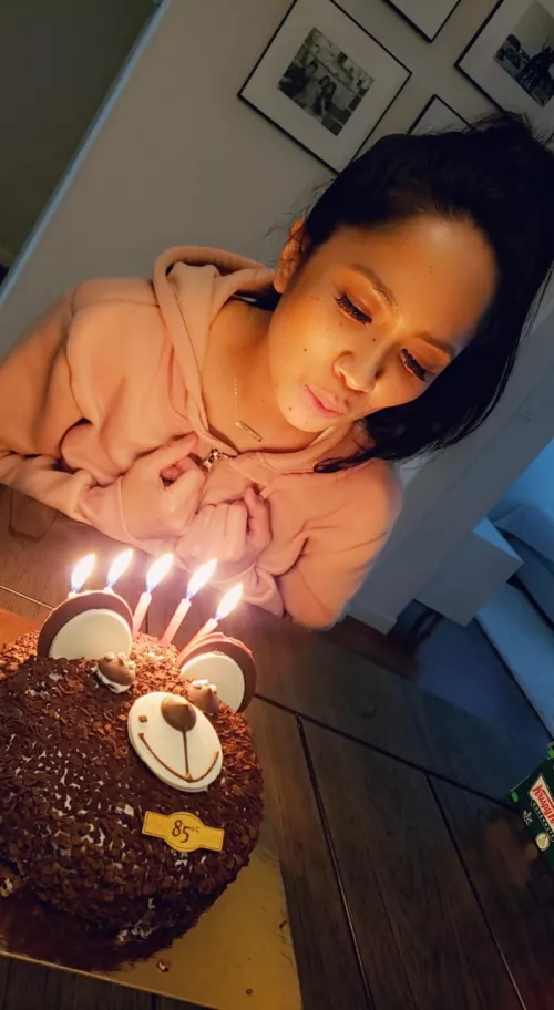 I wonder what wifey wished for?