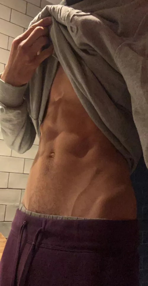 im 18 n uncut my sc: jburgamh3 love guys with hairy dicks /ass happy trails etc