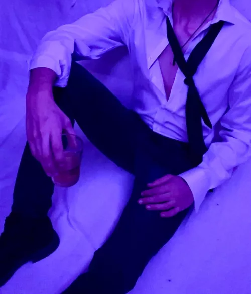 It’s Masc Monday! Meaning it’s a little different from what I normally post 👀