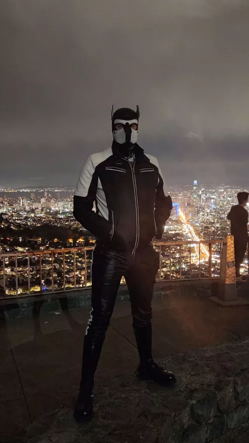 New to pup play, but enthusiatic!