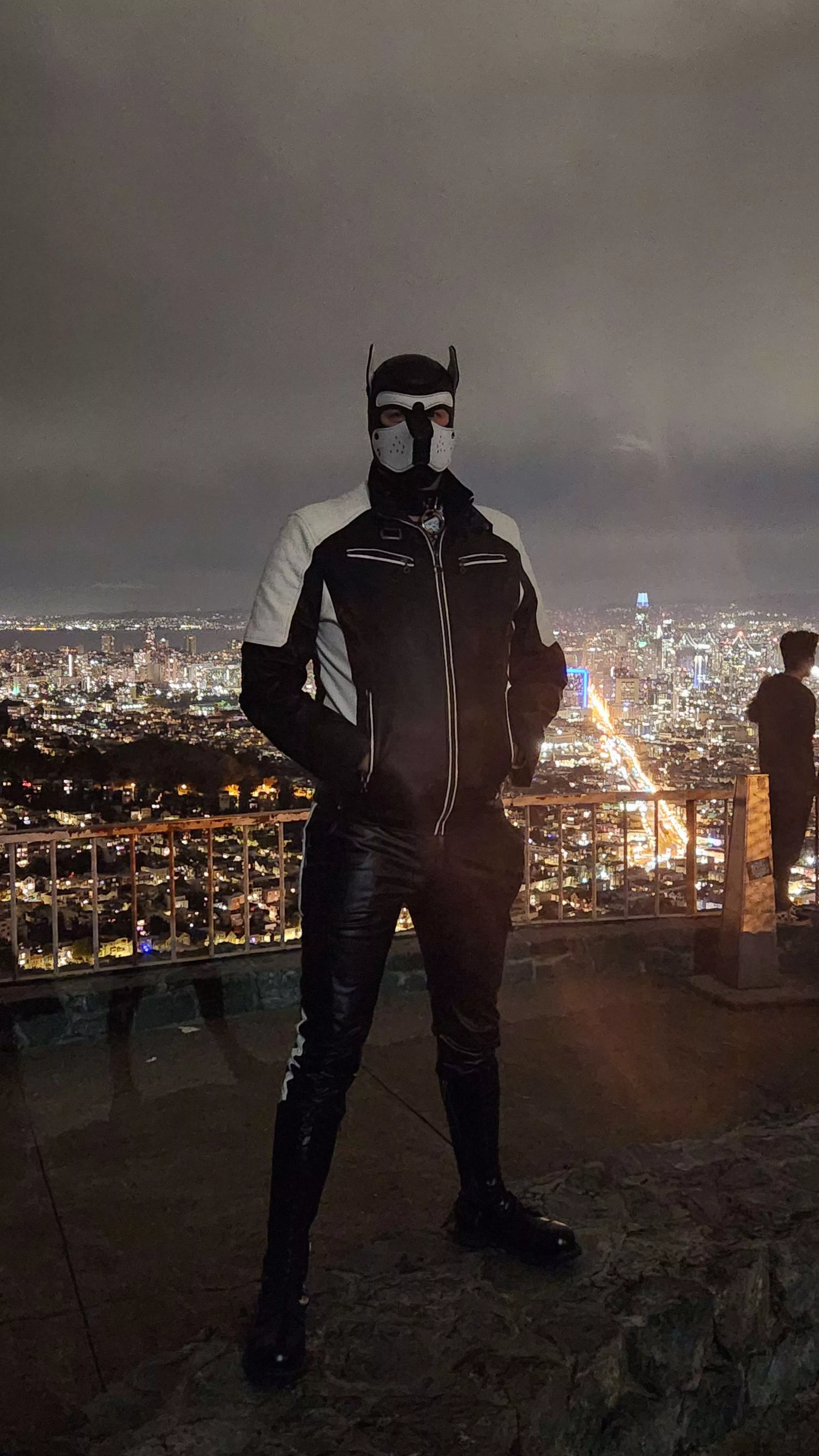 New to pup play, but enthusiatic!